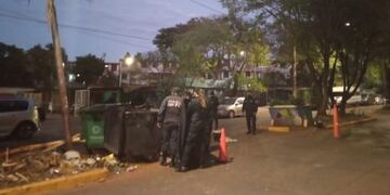 Impactante hallazgo en Posadas: el cadáver de un bebé fue encontrado en un contenedor. Policía de Misiones