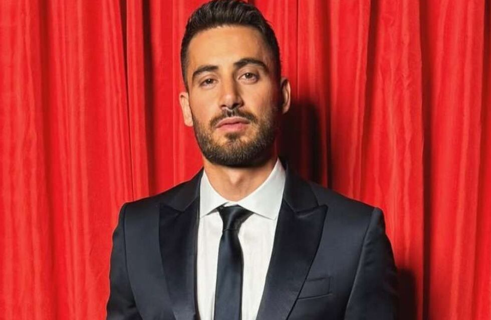 Amplias ventanas, colores neutros y detalles personales: así es la casa de Nicolás Occhiato