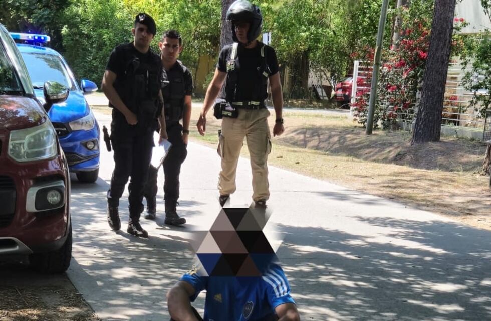 Había roto un patrullero de la GUR y sigue molestando a los vecinos