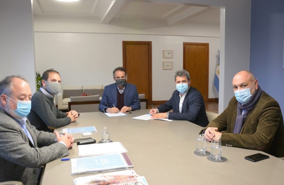 Sergio Uñac se reunió con Gabriel Katopodis y avanza la construcción del hospital de Calingasta