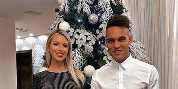 La Navidad de Agustina Gandolfo y Lautaro Martínez.