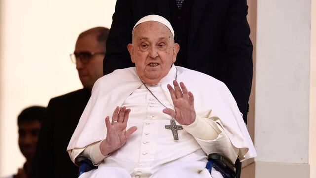 Sorpresivamente, el papa Francisco reapareció en la misa del Domingo de Ramos.