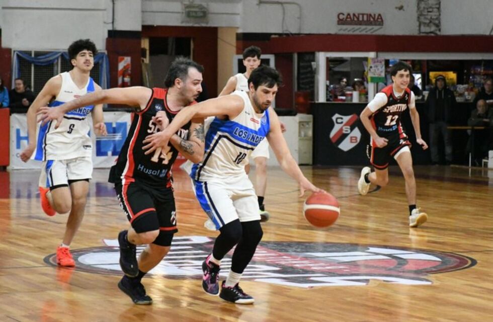 Básquet: por el torneo de Segunda uno de los invictos visita Punta Alta