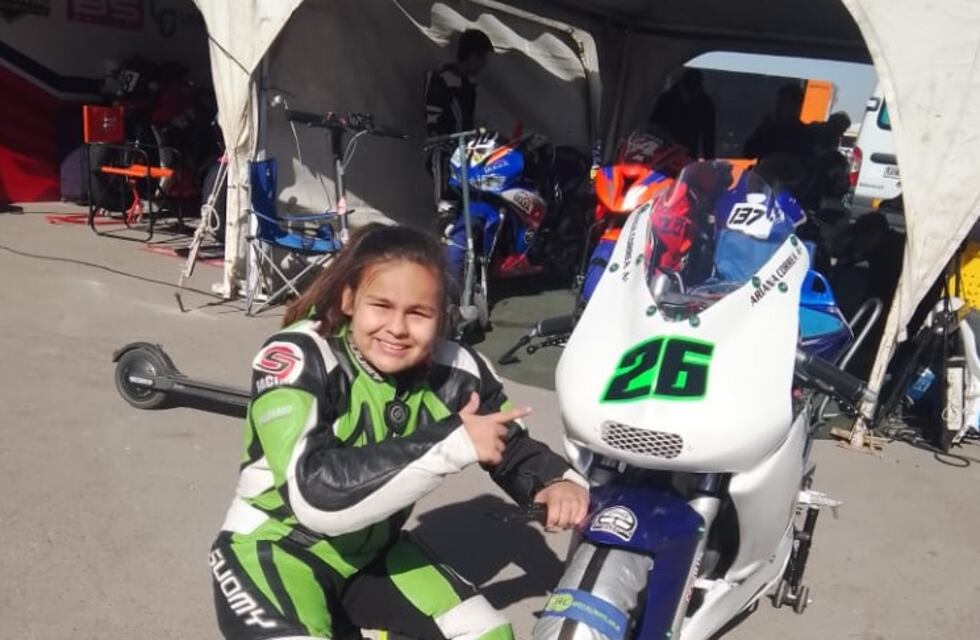 Quién es Ariana Correa, la pequeña sanjuanina de 11 años, pionera en el Superbike