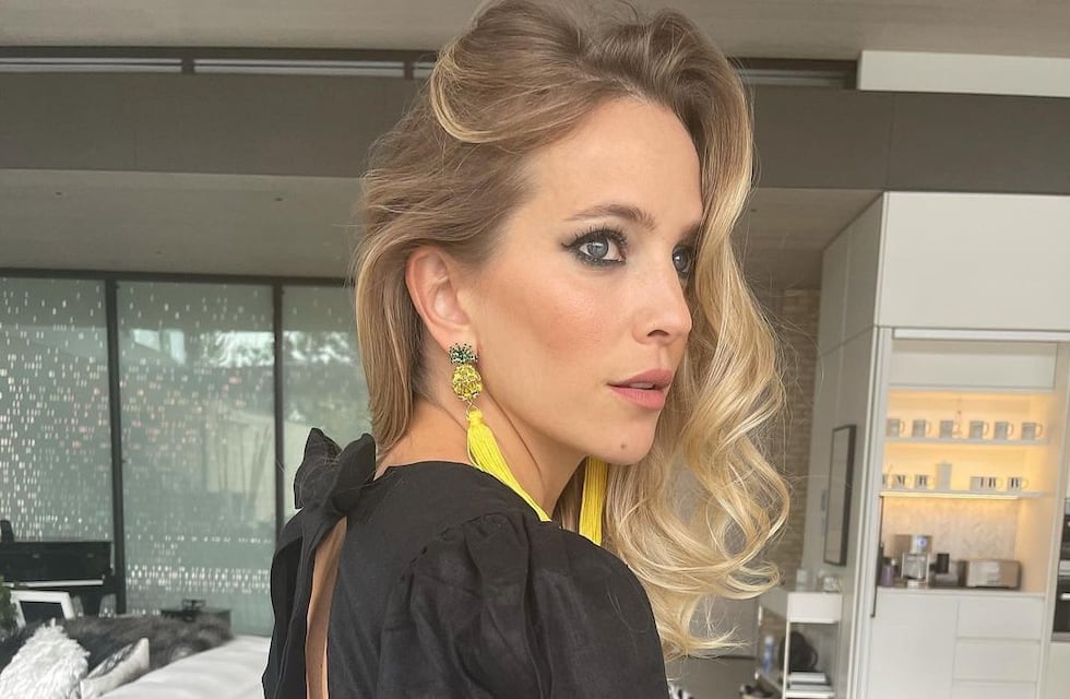 Luisana Lopilato se adelantó a la Navidad y mostró su deslumbrante vestido: “¿Dicen que es mucho?”