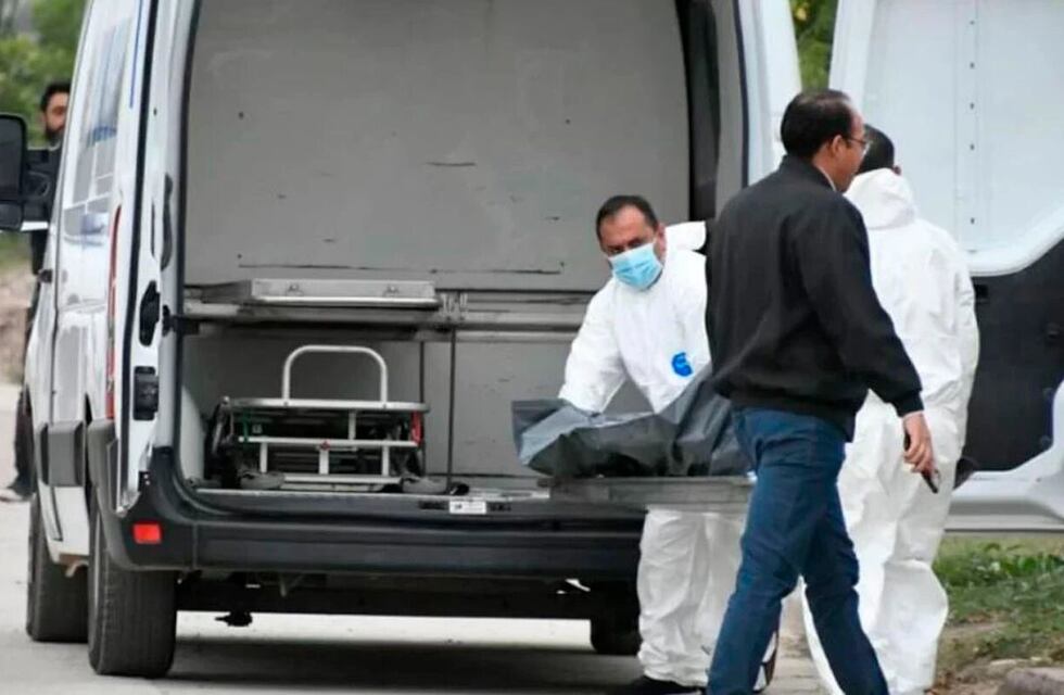 Un hombre habría asesinado a su novia embarazada en Santiago del Estero y unos chicos la encontraron mientras jugaban
