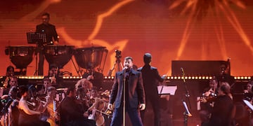 El cantante Ricky Martin regresó después de siete años con su show sinfónico en el Aconcagua Arena.