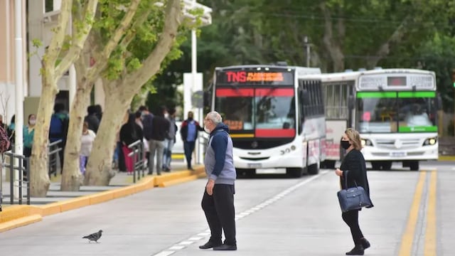 El ministro Hensel señaló que hay una opción que propuso la FATAP a nivel nacional y que en caso extremo es la posibilidad que se baraja en la provincia.