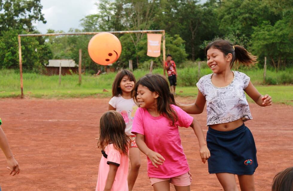 Realizaron jornada recreativa para niños de la comunidad guaraní en Puerto Iguazú
