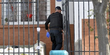 Imputaron por homicidio y abuso sexual al padre de la beba asesinada en el barrio Infanta, de Las Heras. | Foto: Orlando Pelichotti / Los Andes
