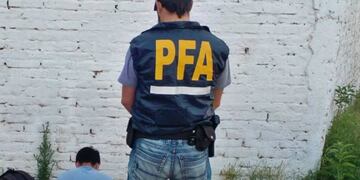 El prófugo tenía pedido de captura y fue detenido.