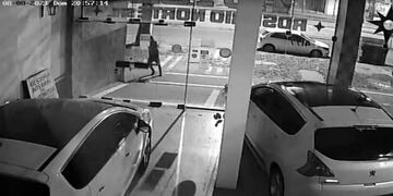 Por la balacera en una concesionaria de Rosario, le dio un infarto y murió (Rosario3).