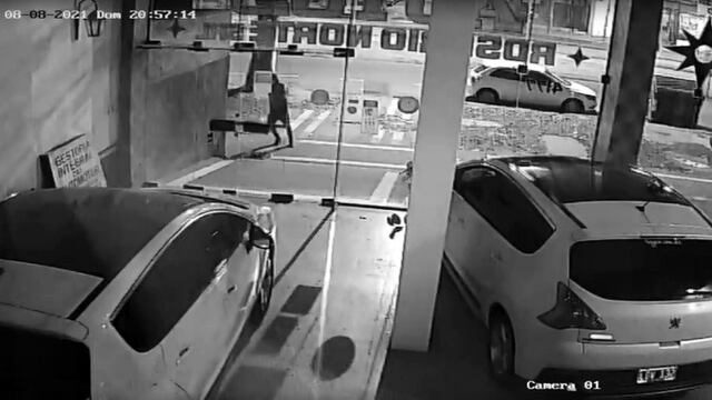 Por la balacera en una concesionaria de Rosario, le dio un infarto y murió (Rosario3).