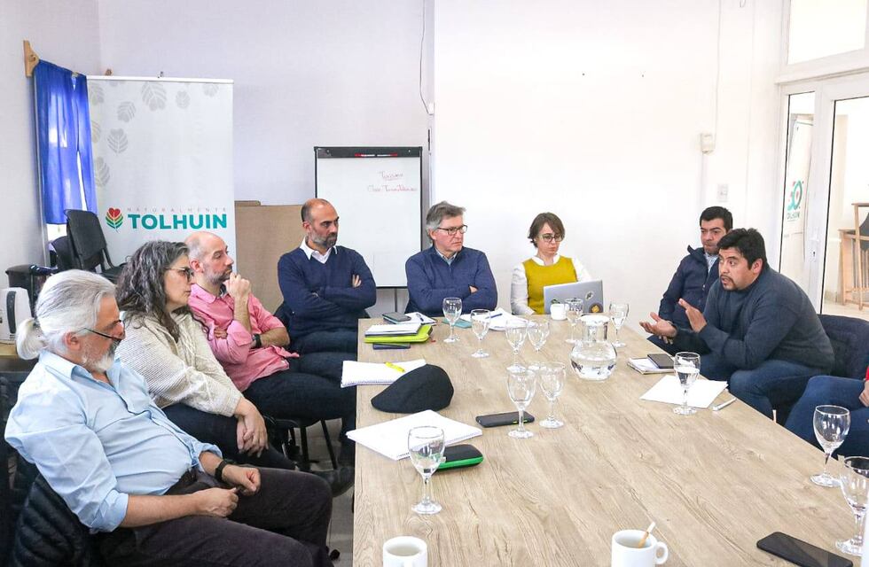 Tolhuin: primera reunión de trabajo sobre propuestas educativas en la ciudad