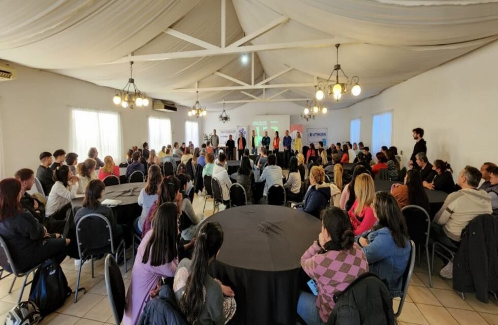 Comenzó el curso de formación para mozos y camareras