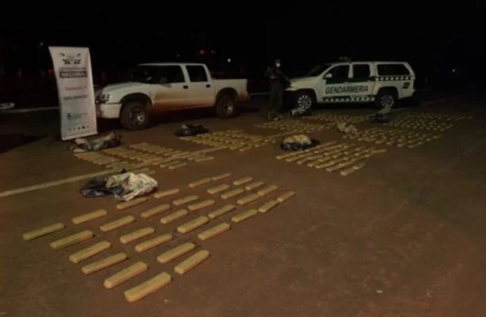 Divisaron un control y abandonaron cargamento de marihuana en San Ignacio
