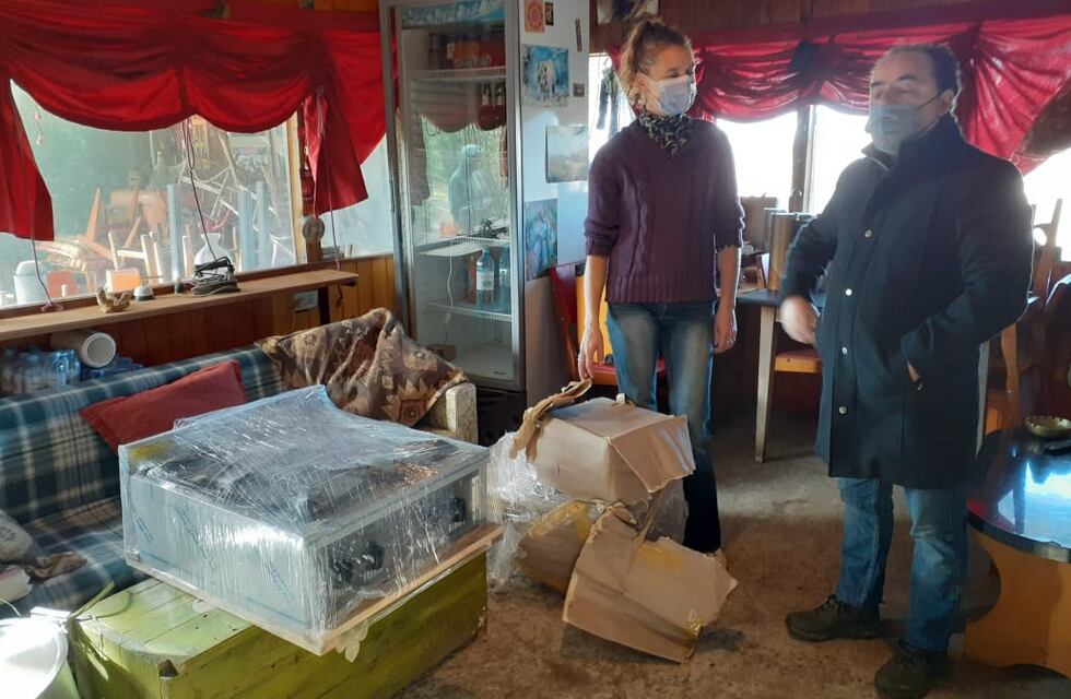 El Municipio entregó maquinarias y herramientas en Copetonas y Reta