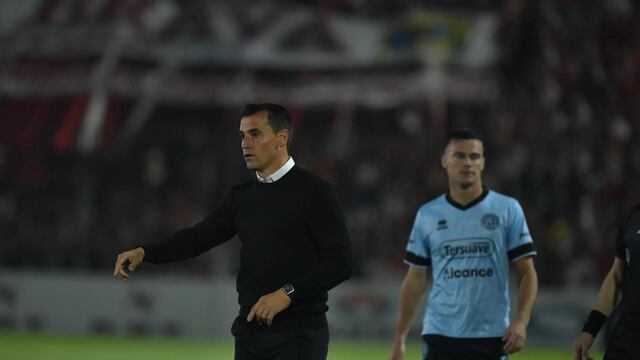 El entrenador de Belgrano Guillermo Farré destacó la actuación de su equipo pese a la derrota frente a San Martín. (Facundo Luque / La Voz / Enviado especial a Tucumán)