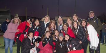 Las puntaltanses Martina Estévez y Marina Cappa campeonas en la Súper Liga de Hockey