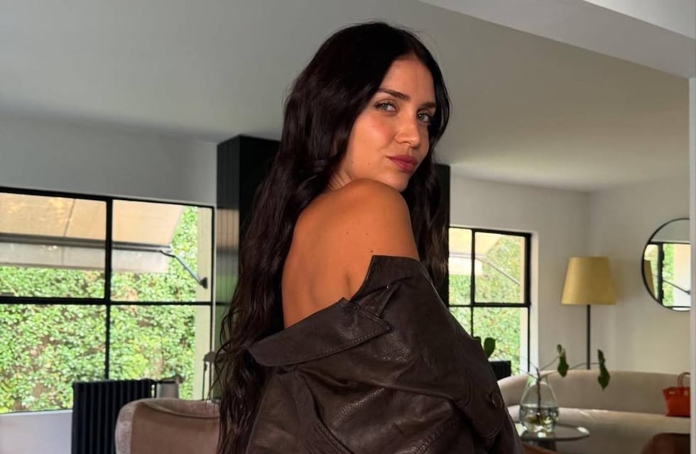 Zaira Nara dio cátedra de estilo con un vestido del color en tendencia y arrasó con un look veraniego