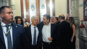 El jefe del bloque PRO; Cristian Ritondo, y el ministro de Justicia, Mariano Cúneo Libarona (Foto: Federico López Claro)