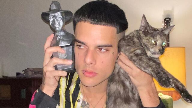 Ca7riel habló sobre el polémico entierro de sus gatitos y causó furor en las redes