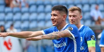 El volante de 21 años ingresó en el segundo tiempo.