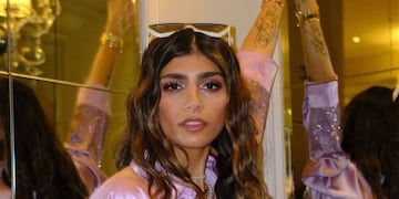 Mini y tacos: el look de Mia Khalifa para dar una conferencia en la Universidad de Oxford