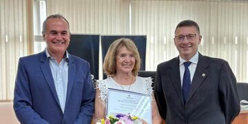 Reconocimiento del Concejo Municipal de Rafaela a Elisa Cordera de Armando.
