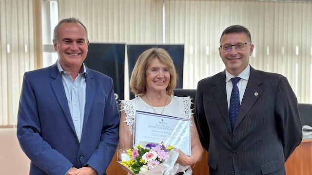 Reconocimiento del Concejo Municipal de Rafaela a Elisa Cordera de Armando.