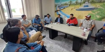 El sector privado de Perico se suma a la lucha contra el dengue, a partir de una convocatoria del municipio local.