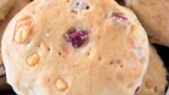 Pancitos de salame y queso.