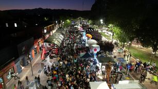 Cerca de 50 mil personas pasaron por los kioscos de Maipú