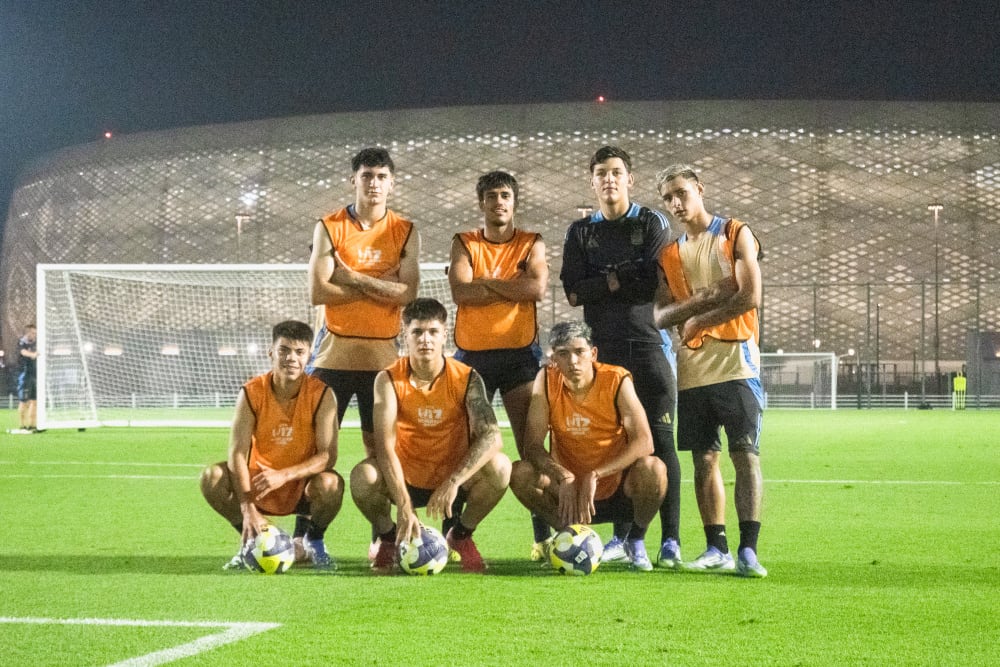 La Selección Sub 17 de Placente se entrena en Doha y afina detalles para el debut ante Bélgica. (AFA)