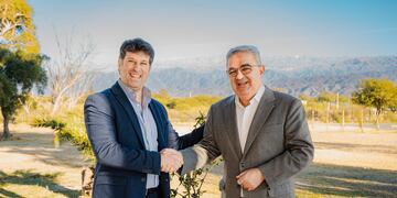 El presidente de YMAD y el gobernador Jalil anunciaron nuevas obras en el Oeste catamarqueño gracias a utilidades generadas por el yacimiento.