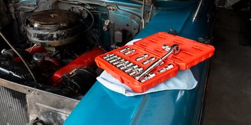 Insólito robo en Rosario: llevó el auto al taller y el local desapareció.