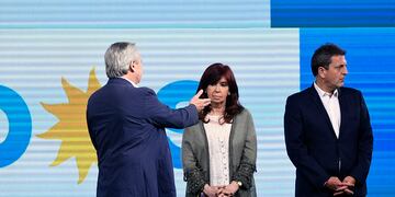 Alberto Fernández, Cristina Fernández y Sergio Massa en el bunker frente de todos