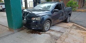 Siniestro vial en el microcentro de Posadas: una mujer resultó con lesiones.
