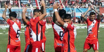 Deportivo Maipú derrotó a Ferro en Caballito, por la Primera Nacional.