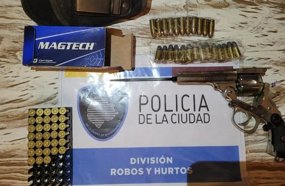 Cayó la banda “33 Orientales” que cometió más de 20 entraderas en Caballito y Almagro