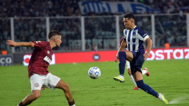 Bebelo Reynoso en su debut en Talleres ante Lanús en el Kempes. Foto: Javier Ferreyra