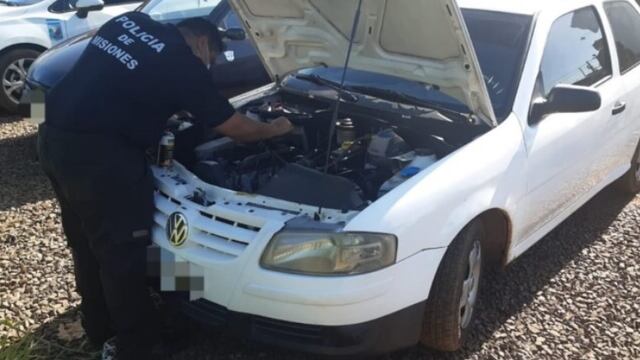 Llevó a verificar su automóvil y resultó ser robado.