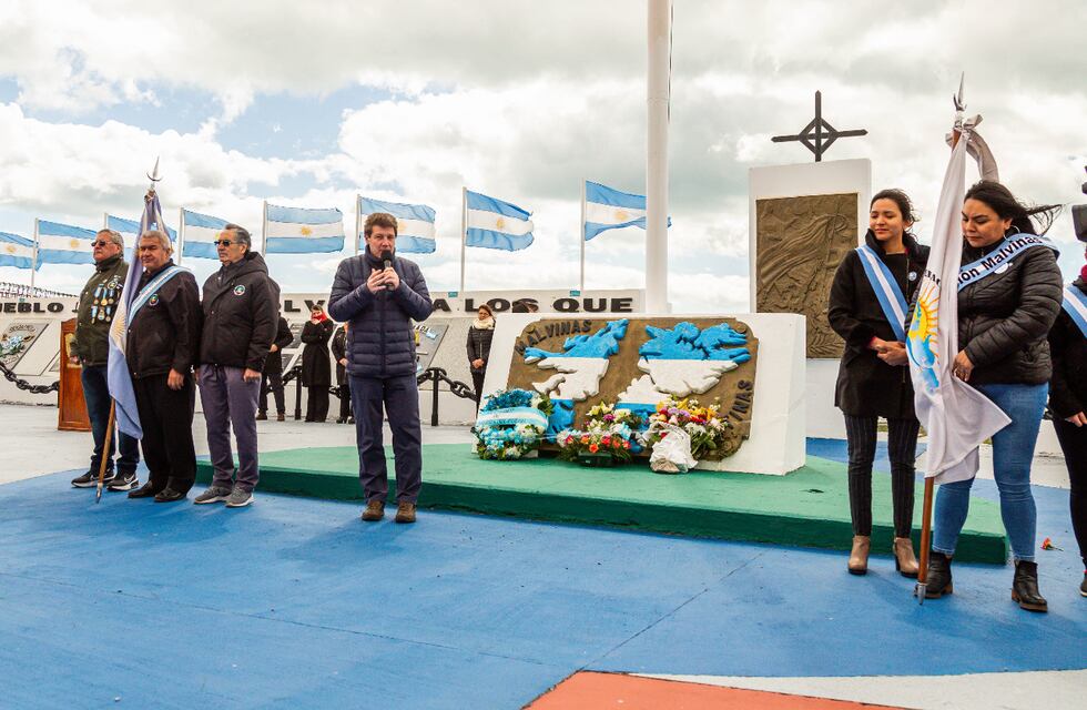 Melella encabezó en Río Grande el acto por el Día de la Soberanía Nacional