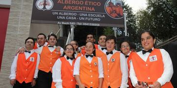 Villa Carlos Paz. El hostel Albergo Ético quedó inaugurado ayer en el barrio Costa Azul. Un sueño de integración puesto en marcha. (La Voz)