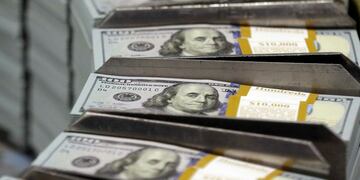 Con el dólar en el freezer, desacelera un poco la inflación