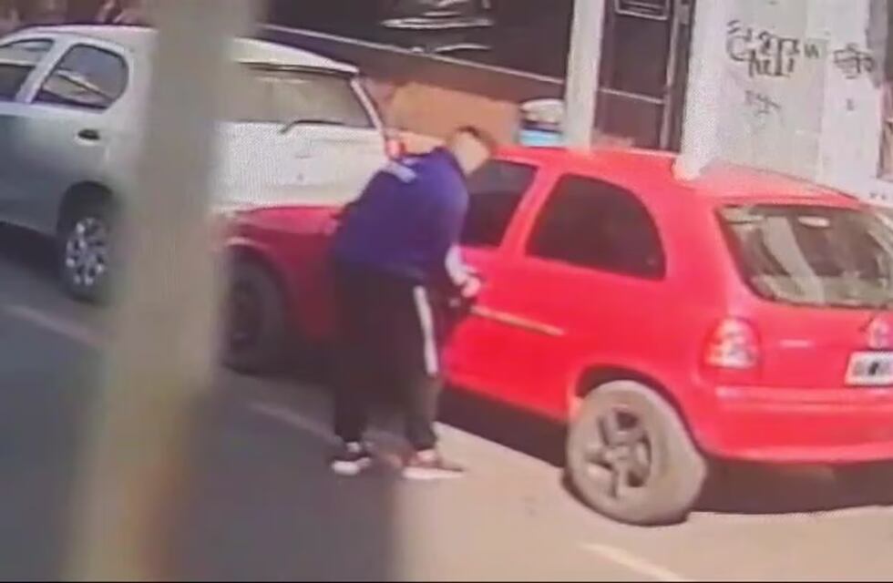 Alerta en el Centro de Córdoba: se repiten los robos de vehículos en una concurrida calle