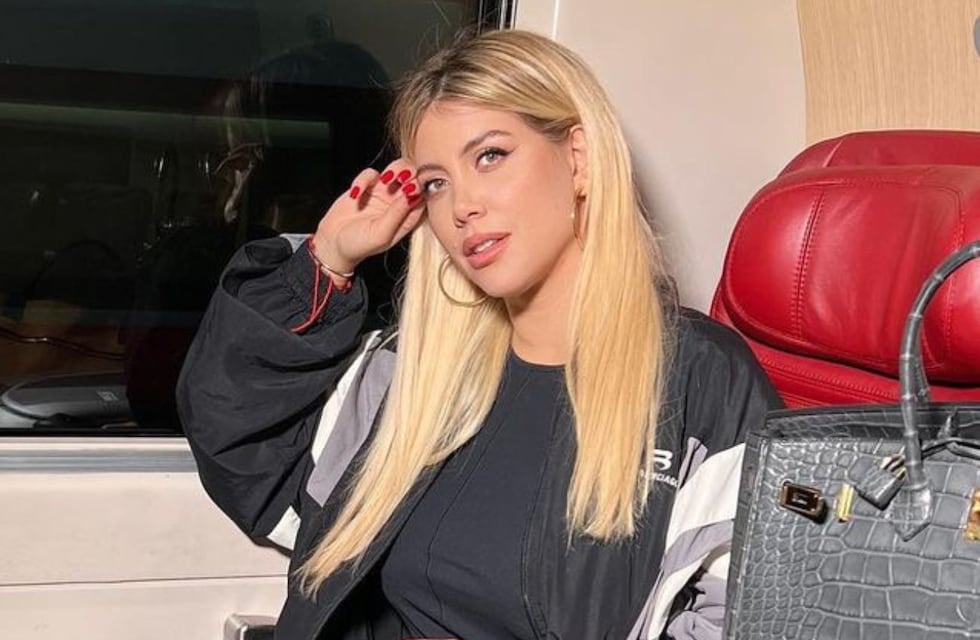 El día que Wanda Nara subió la temperatura de las redes con un video luciendo un body negro a puro brillo
