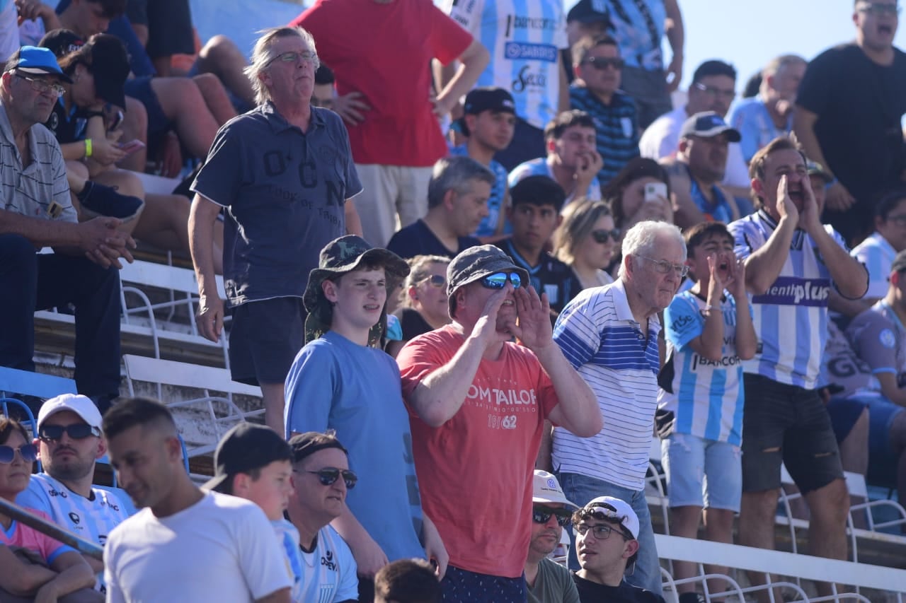 Racing en su último partido en la Primera Nacional 2025. (José Hernández / La Voz).