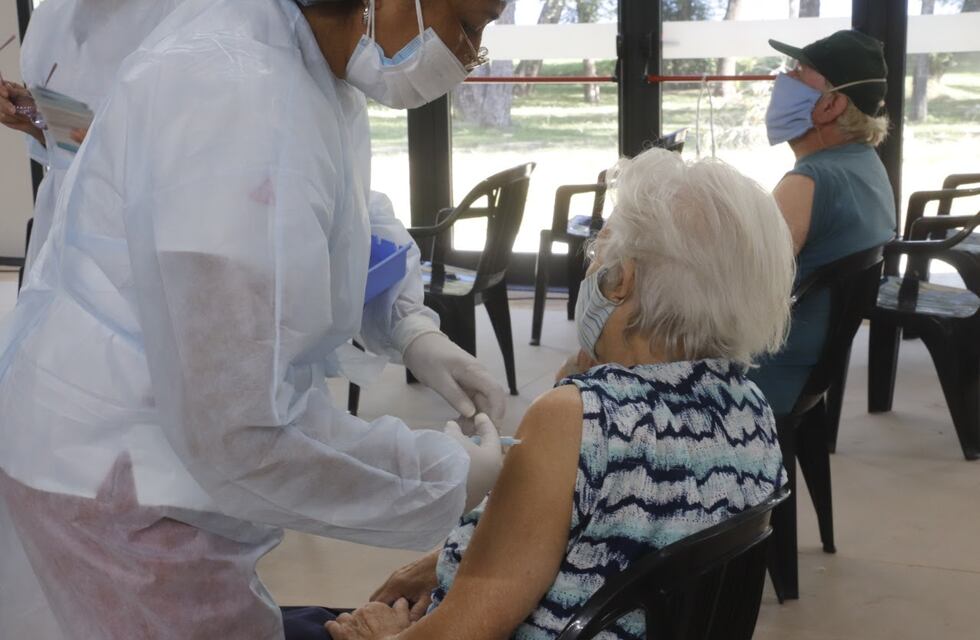 En fotos, nueva jornada de vacunación contra el Covid-19 en Carlos Paz