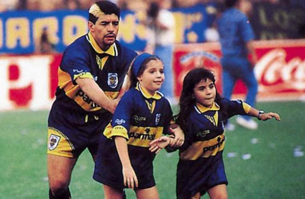 Cumpleaños de Maradona: Dalma y Gianinna le enviaron sus mensajes al Diez
